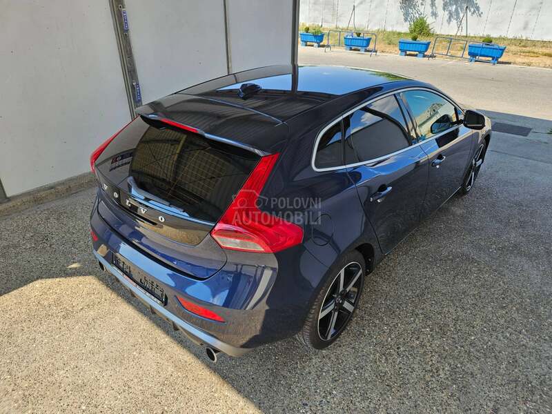 Volvo V40 1.6D R-DESIGN VIRT.