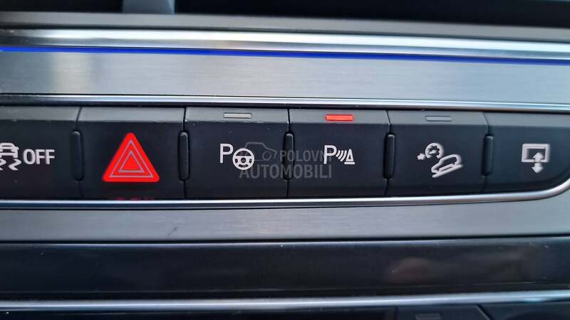 Audi Q7 S-LINE/7 SEDlSTA