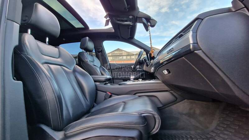 Audi Q7 S-LINE/7 SEDlSTA