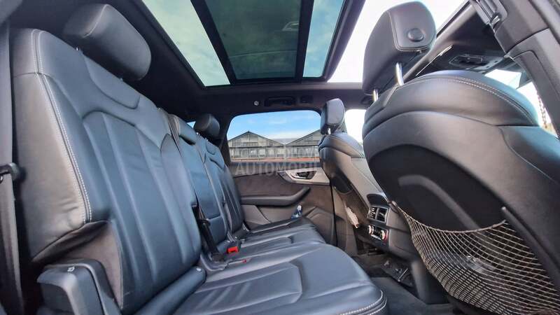 Audi Q7 S-LINE/7 SEDlSTA