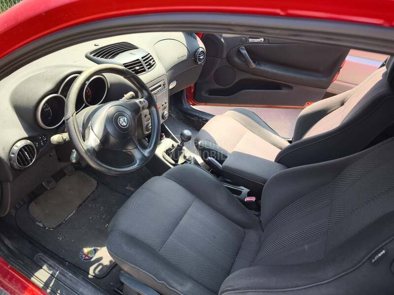 Alfa Romeo 147 