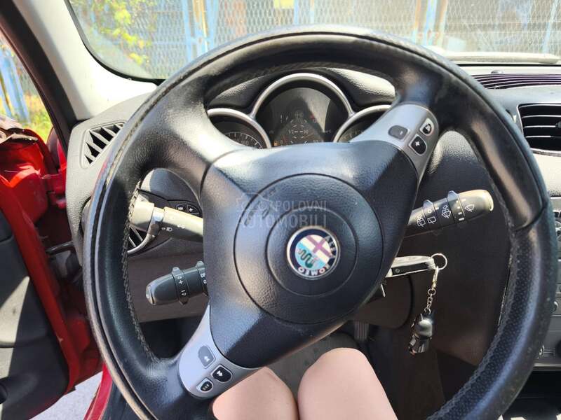 Alfa Romeo 147 