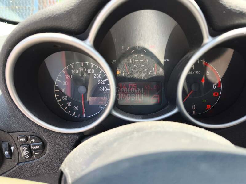 Alfa Romeo 147 