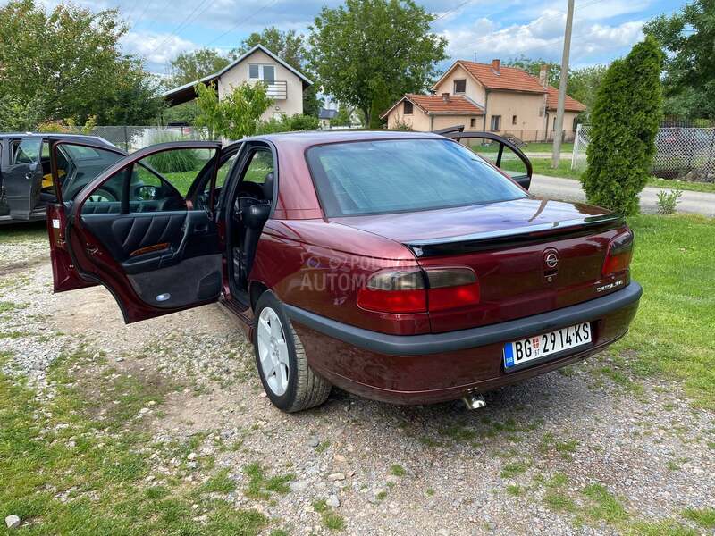 Opel Omega 2.5 V6