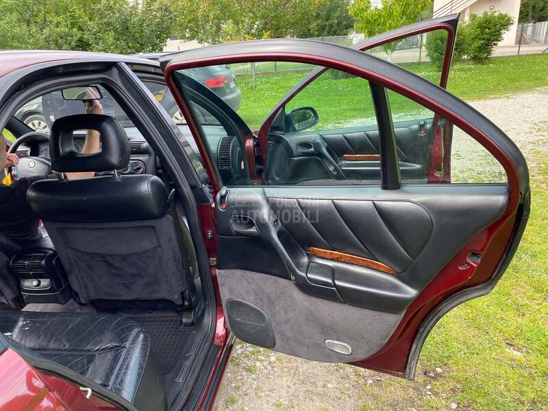 Opel Omega 2.5 V6