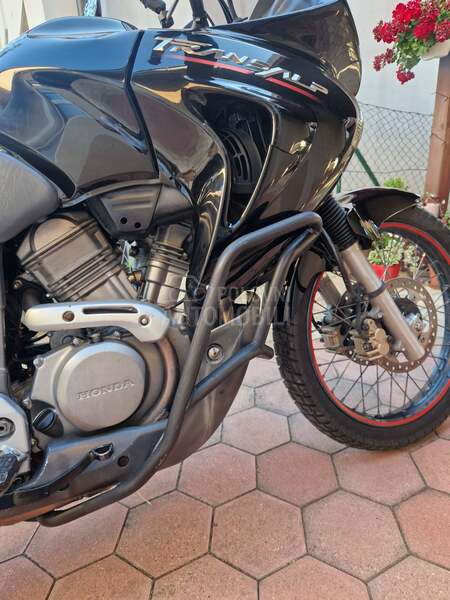 Honda Transalp 650