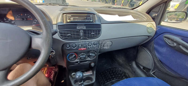 Fiat Punto 