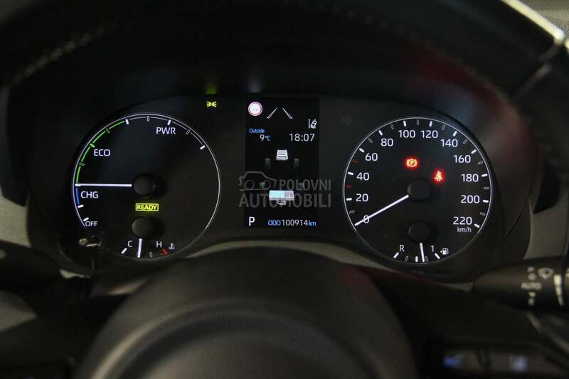 Toyota Yaris HYBRID