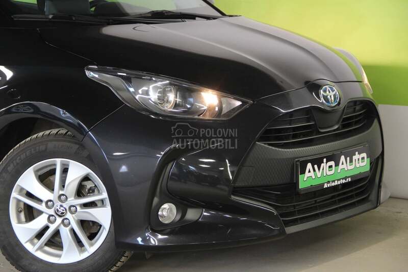 Toyota Yaris HYBRID