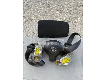 Air bag levi i desni pojasevi za Toyota RAV 4 od 2003. do 2005. god.