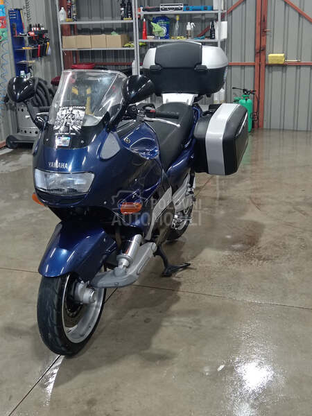 Yamaha GTS