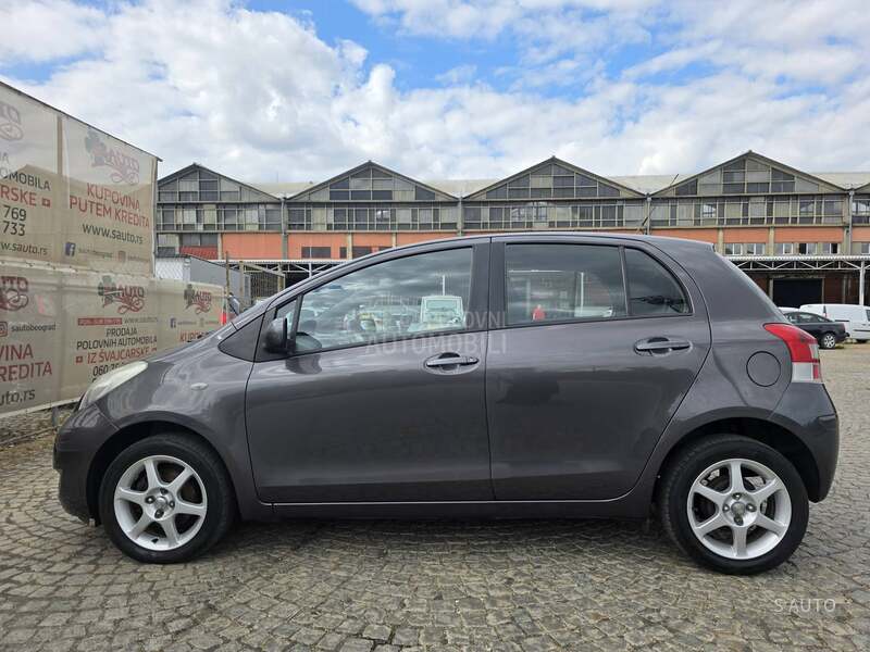 Toyota Yaris 