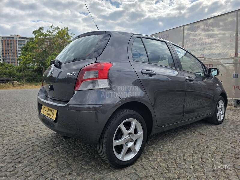 Toyota Yaris 