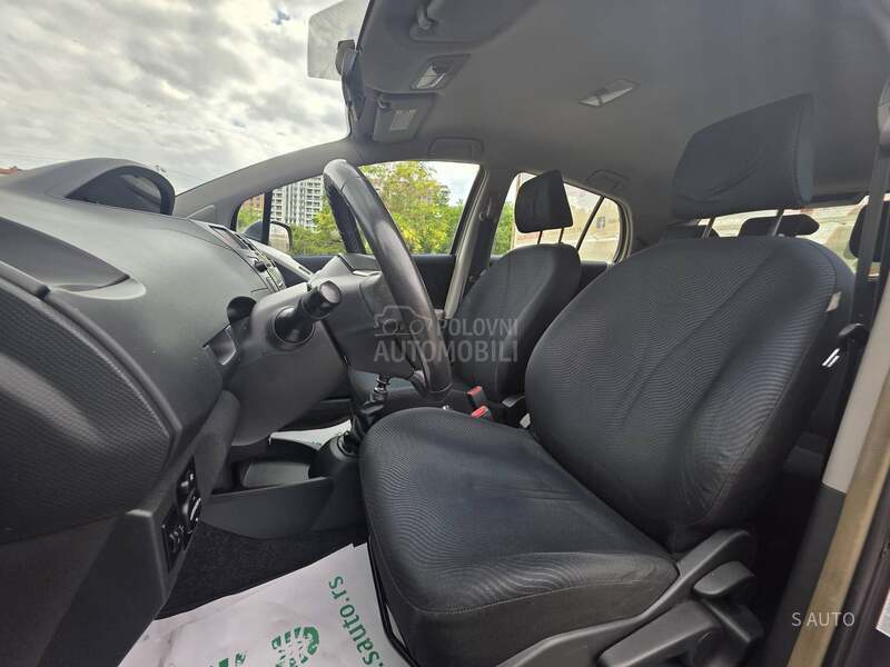 Toyota Yaris 