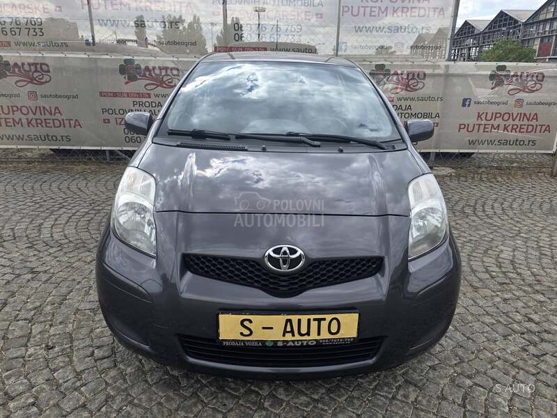 Toyota Yaris 