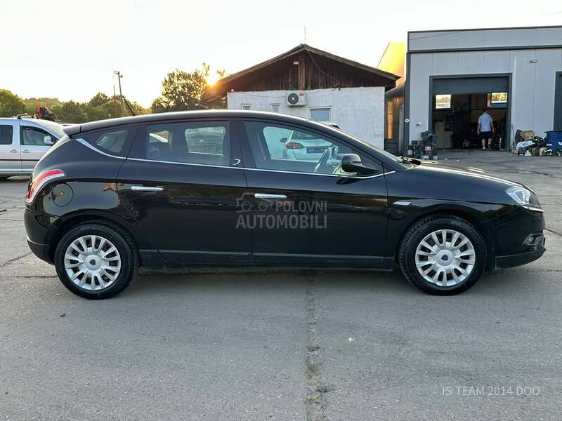 Lancia Delta 1.4 TURBO TNG