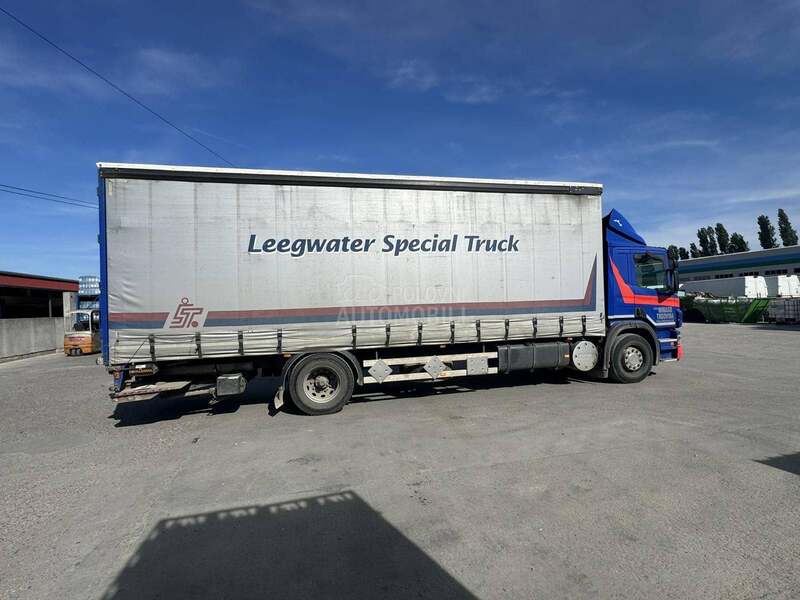 Scania P230DB4x2HNA