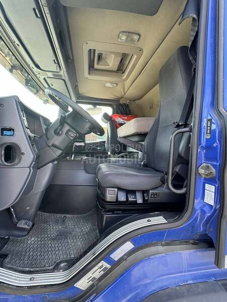 Scania P230DB4x2HNA