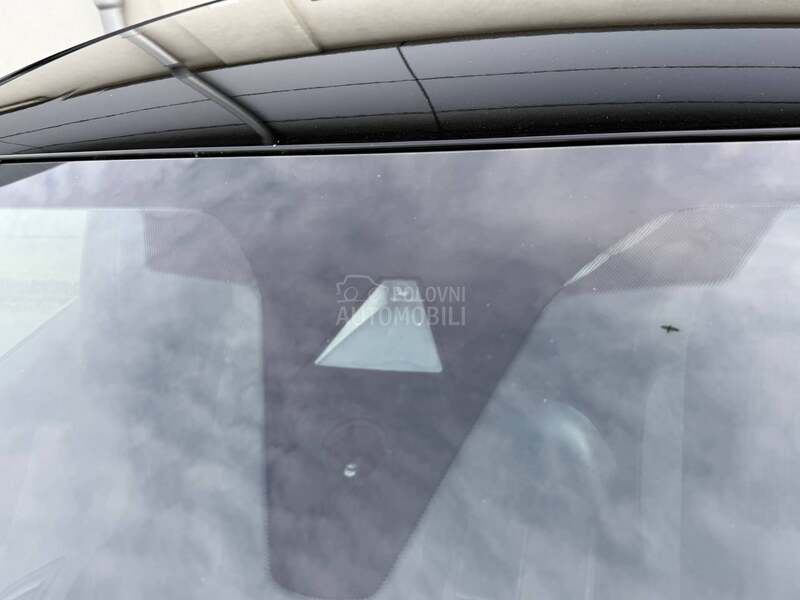 Peugeot 5008 1.2/AUT/7S