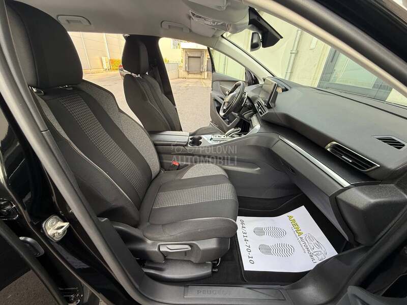 Peugeot 5008 1.2/AUT/7S