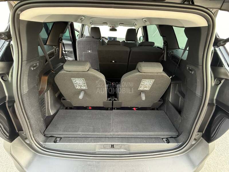 Peugeot 5008 1.2/AUT/7S