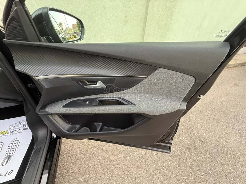 Peugeot 5008 1.2/AUT/7S