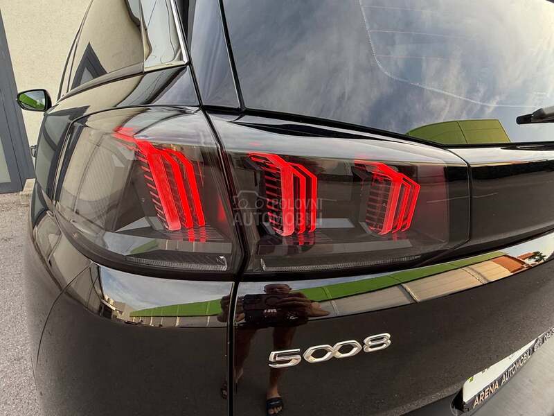 Peugeot 5008 1.2/AUT/7S