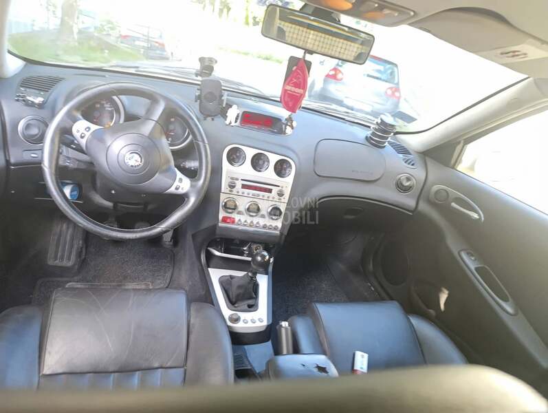 Alfa Romeo 156 