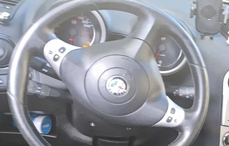 Alfa Romeo 156 