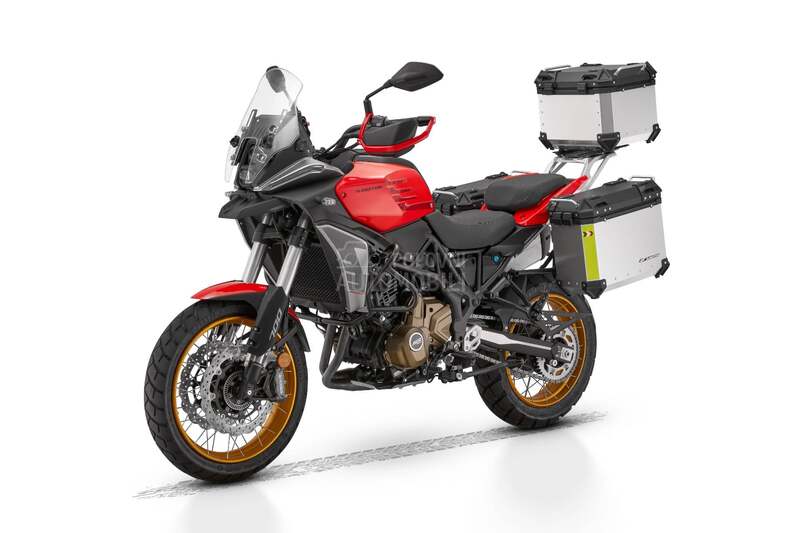 QJMOTOR SRT700X