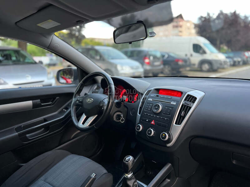 Kia pro_cee`d 1.6 125 Hp