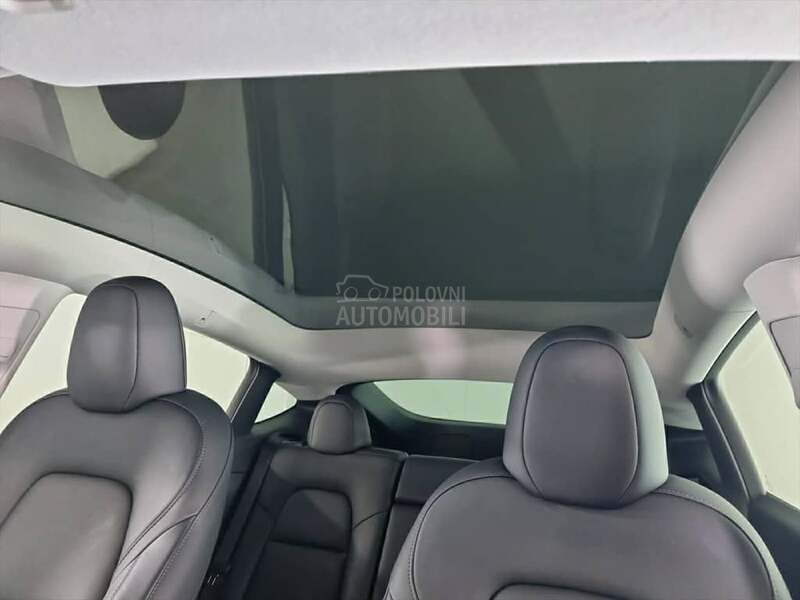 Tesla Model Y DUAL LONG RANGE AWD