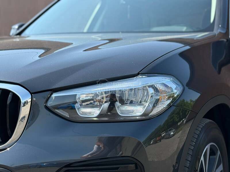 BMW X3 xDrive/360/Virtual
