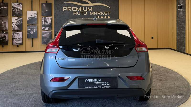 Volvo V40 //2.0 D2//RESTY//NOV