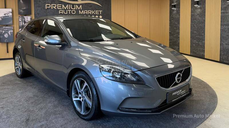 Volvo V40 //2.0 D2//RESTY//NOV