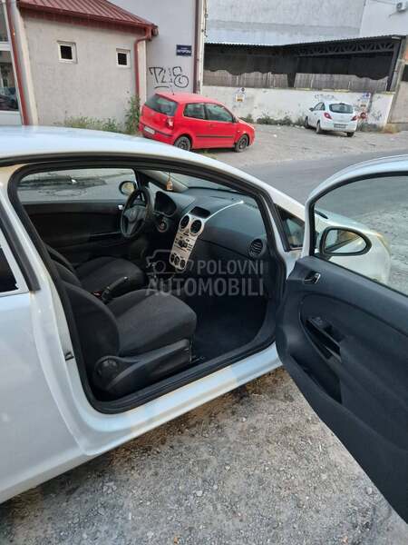 Opel Corsa D 1.3