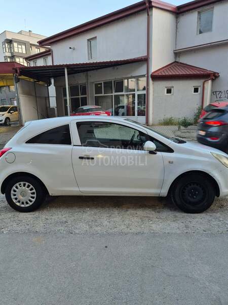 Opel Corsa D 1.3