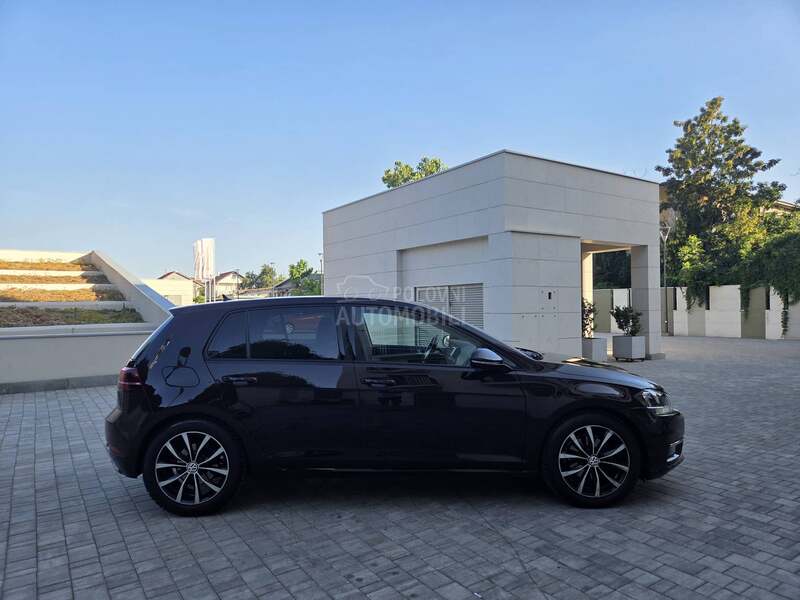 Volkswagen Golf 7 HIGHLINE/VIRT/DSG