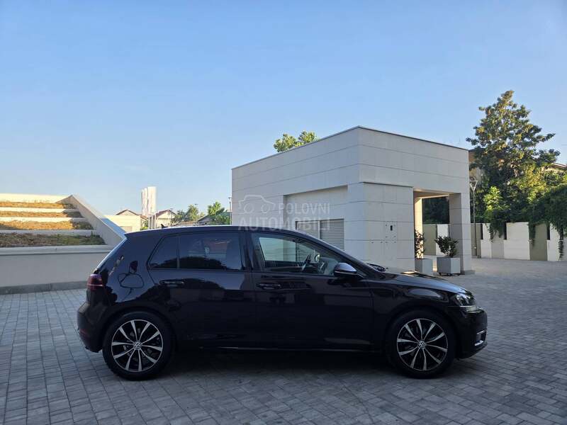 Volkswagen Golf 7 HIGHLINE/VIRT/DSG