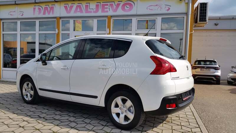 Peugeot 3008 1.6 E-HDI STYLE/AUT