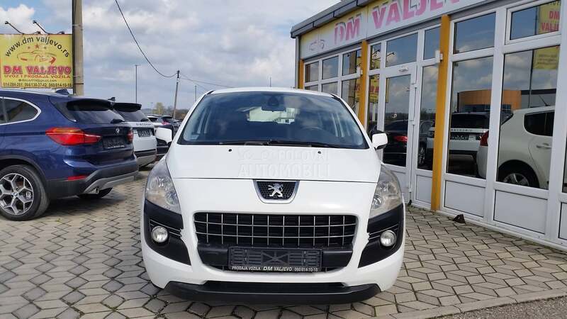 Peugeot 3008 1.6 E-HDI STYLE/AUT