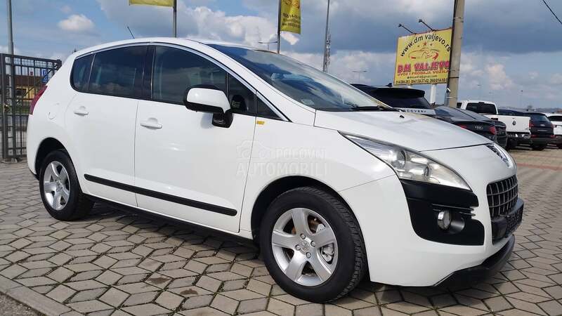 Peugeot 3008 1.6 E-HDI STYLE/AUT