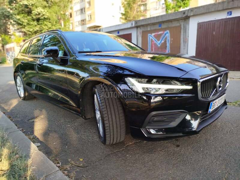 Volvo V60 2.0D3 BLACK EDITION