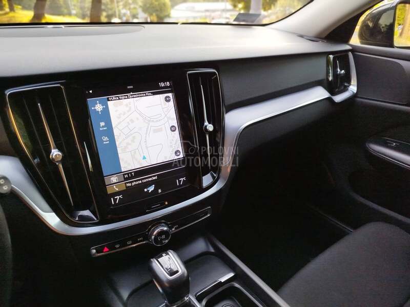 Volvo V60 2.0D3 BLACK EDITION