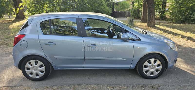 Opel Corsa D Cosmo