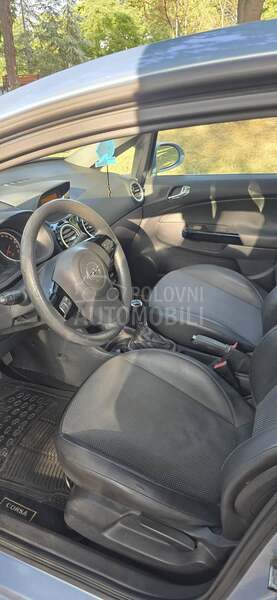 Opel Corsa D Cosmo
