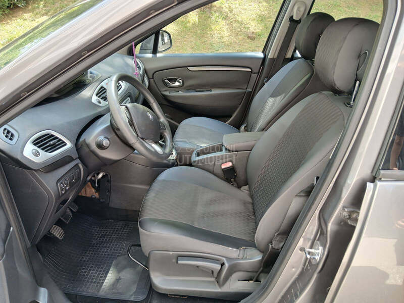 Renault Scenic 1.5 dci