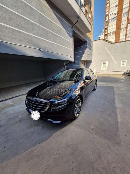 Mercedes Benz E 200 