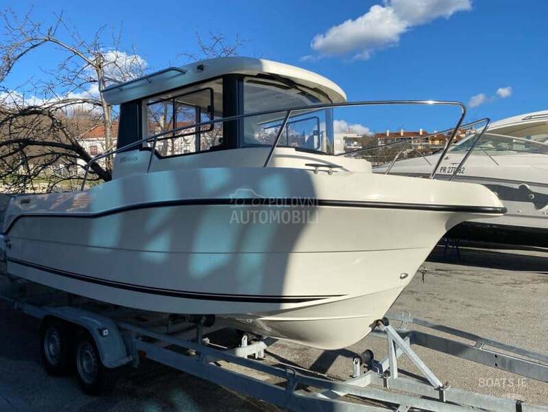 Quicksilver Arvor 690