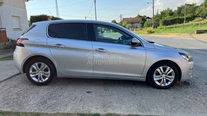 Peugeot 308 1.6 hdi//Pano//